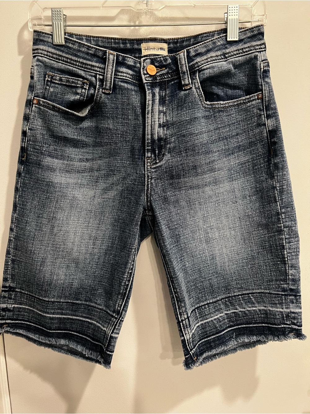 Hint of Blu Women’s Dark Blue Denim Bermuda Shorts - Size 4